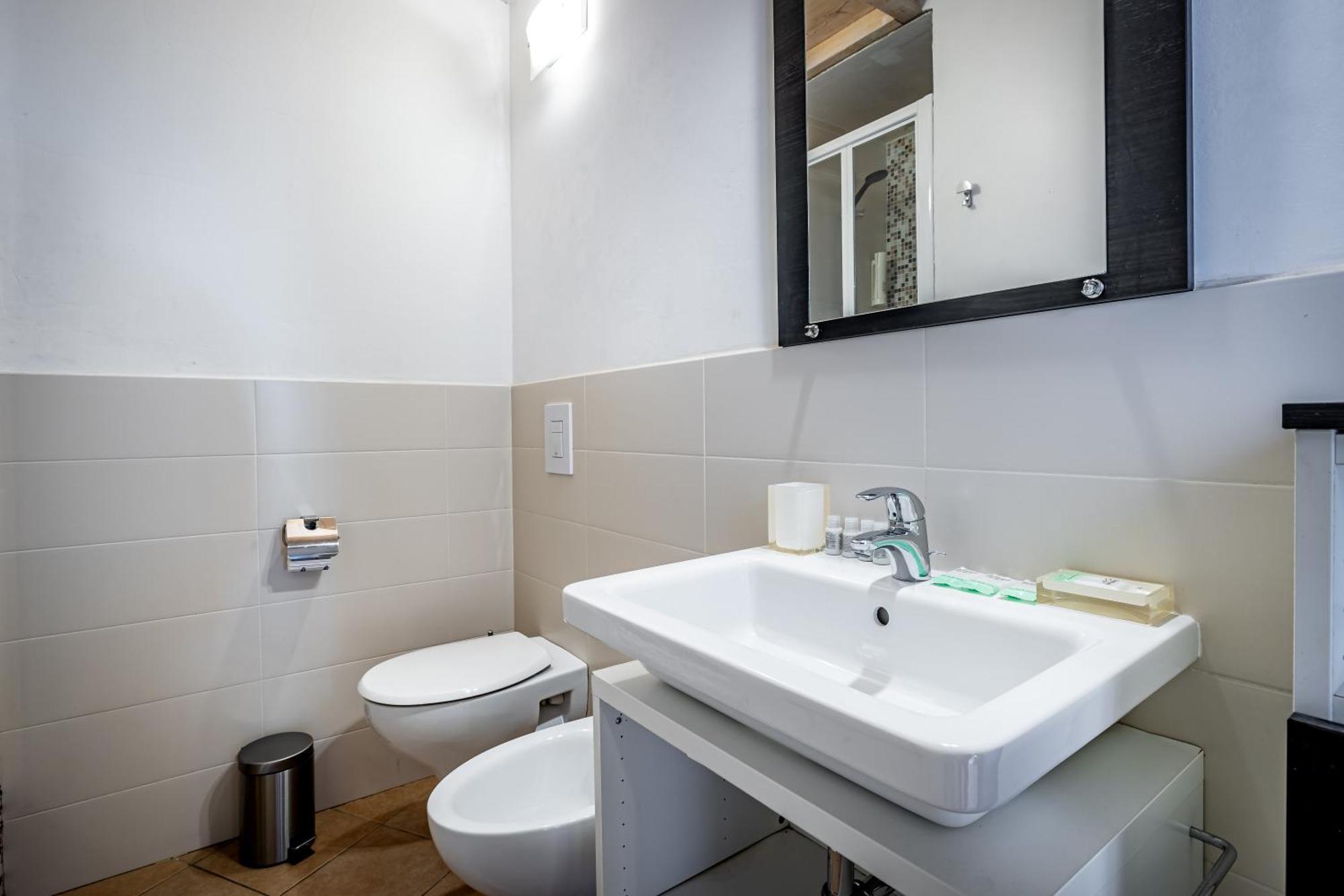 Roommo Beccaria Florens Exteriör bild