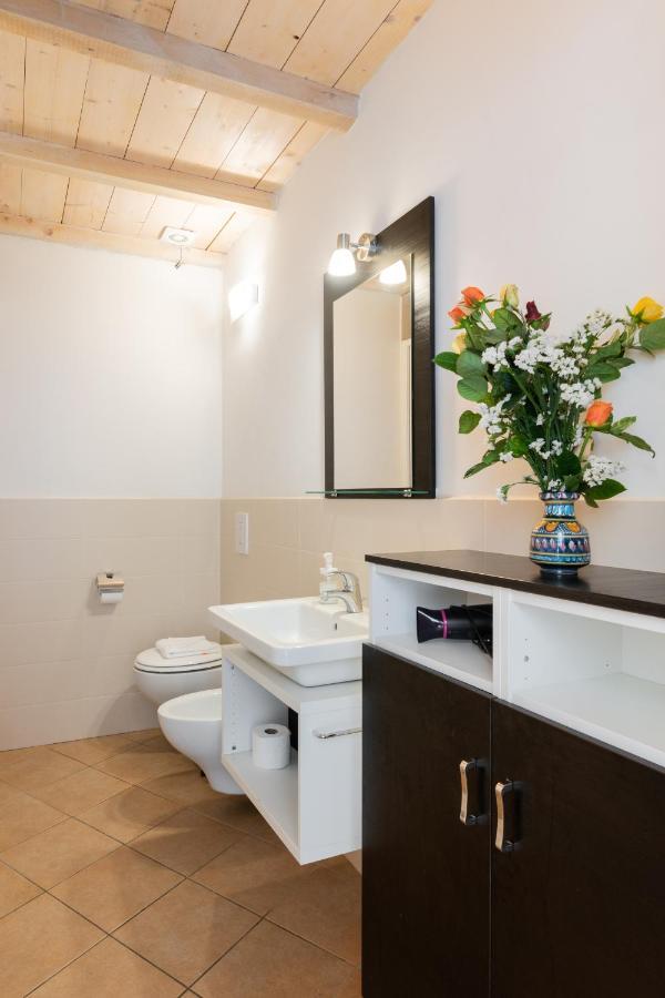 Roommo Beccaria Florens Exteriör bild