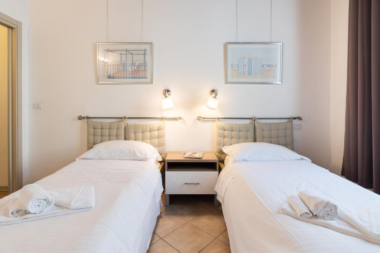 Roommo Beccaria Florens Exteriör bild
